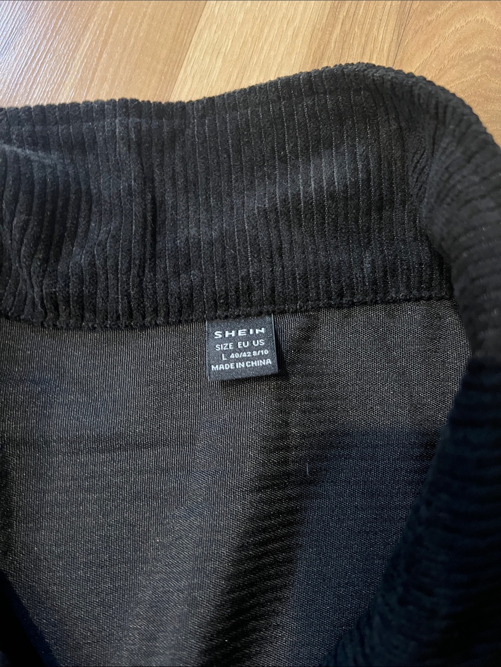 Ribbed Jacket - Picture 2 of 2